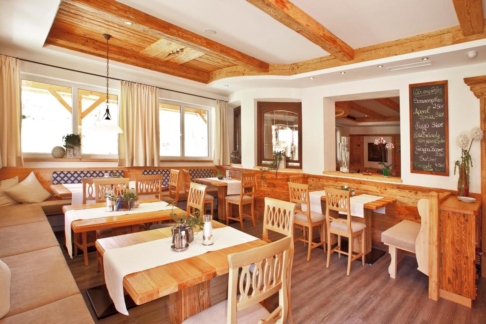 שפאו אם ווילדן קייזר Gasthof Zum Wilden Kaiser מראה חיצוני תמונה